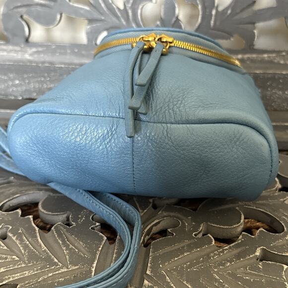 HOBO Fern Crossbody Pebbled Leather Blue Old English Brass Adjustable Strap - Picture 3 of 11